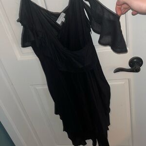 Layered black Sofia Vergera dress - zips on the side - knee length